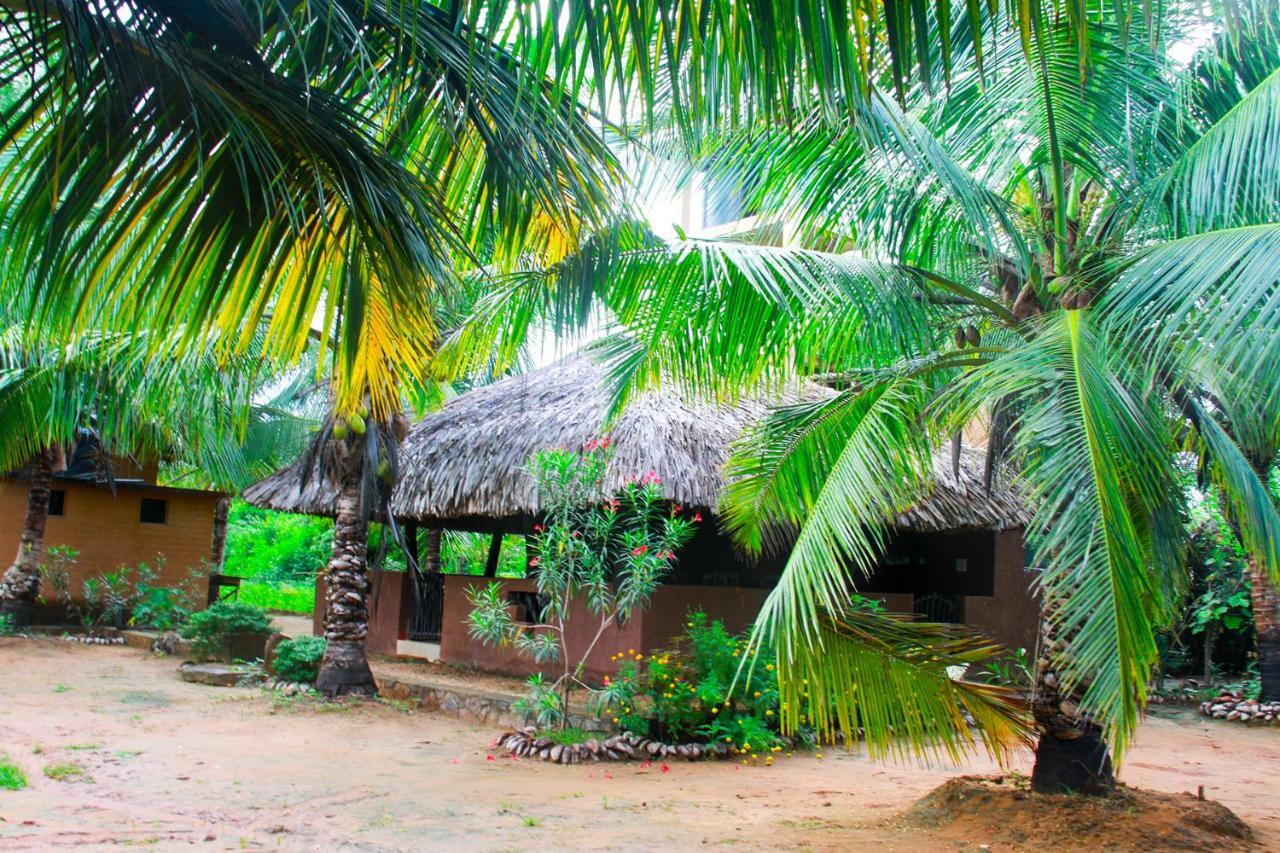 Yalaway Nature Villa Tissamaharama Exterior photo